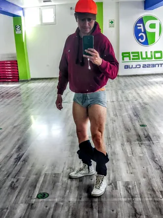 OnlyFans cuenta emirvaler header 2