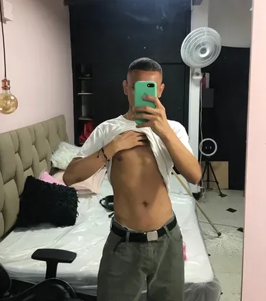 OnlyFans cuenta omarpl2001 avatar 1