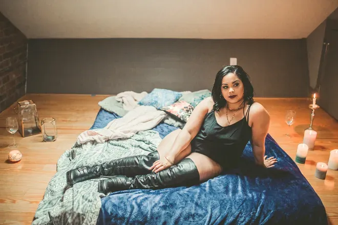 OnlyFans cuenta intodelirium header 2
