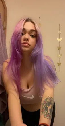 OnlyFans cuenta moonmik000 avatar 1