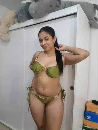 OnlyFans cuenta littlelatina18 avatar 1