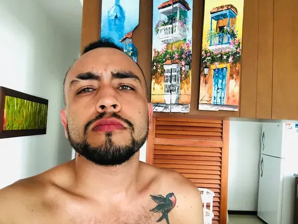 OnlyFans cuenta crisgarcia2412 avatar 1