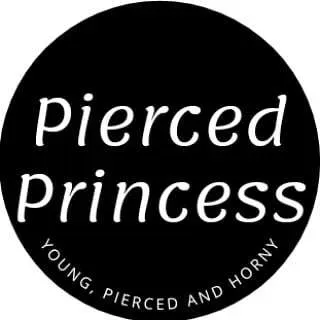 OnlyFans cuenta piercedprincess5 avatar 1