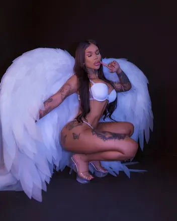 OnlyFans cuenta hannaximena header 2