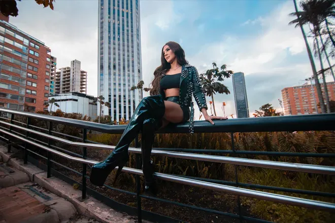 OnlyFans cuenta valentinalawsson header 2