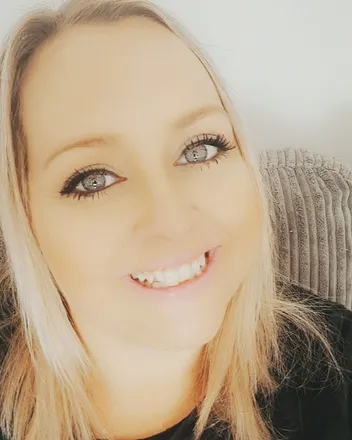 OnlyFans cuenta u8143966 header 2