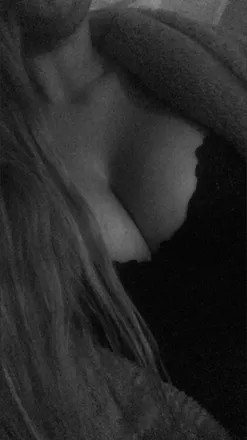 OnlyFans cuenta merlefra header 2