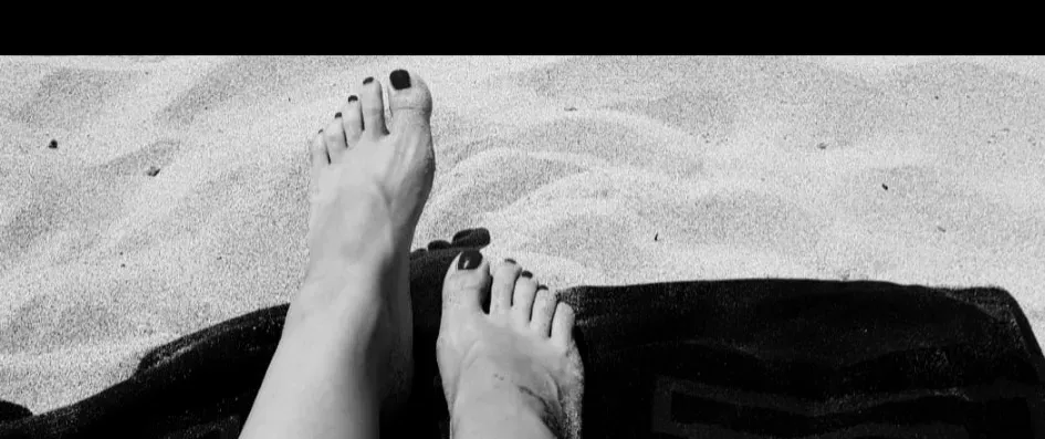 OnlyFans cuenta catwoman-feet header 2
