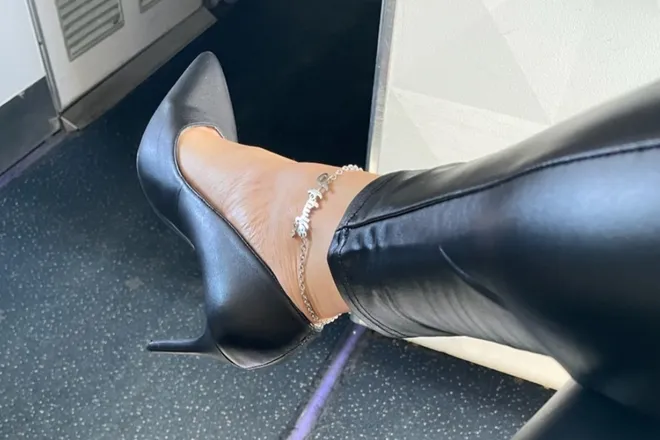 OnlyFans cuenta mi_hotwife_nikki header 2