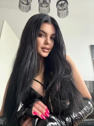 OnlyFans cuenta leatherlara avatar 1