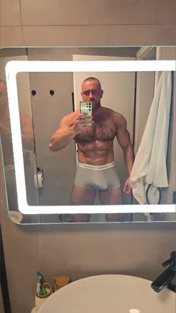 OnlyFans account  xtenc avatar 1
