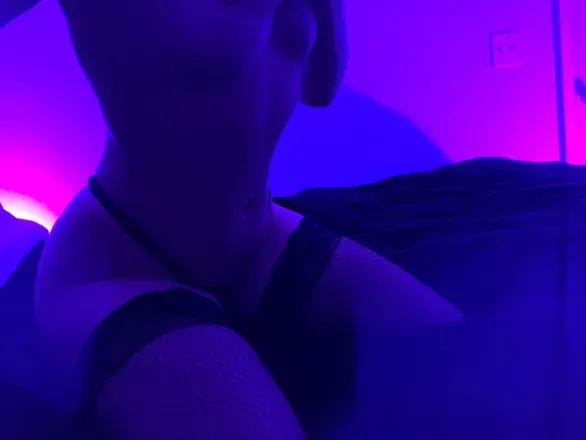 OnlyFans cuenta gabbiidayy header 2