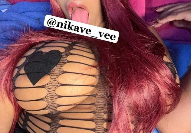OnlyFans cuenta nikave_vee header 2