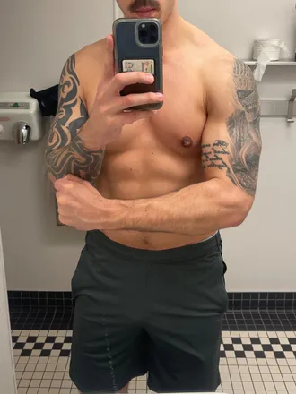 OnlyFans cuenta bigdickdaddy127 header 2
