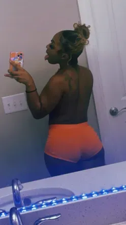 OnlyFans cuenta guesswhojuutee avatar 1