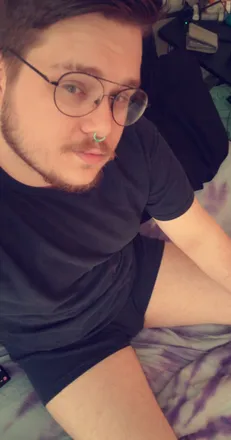 OnlyFans cuenta mikeygodric header 2