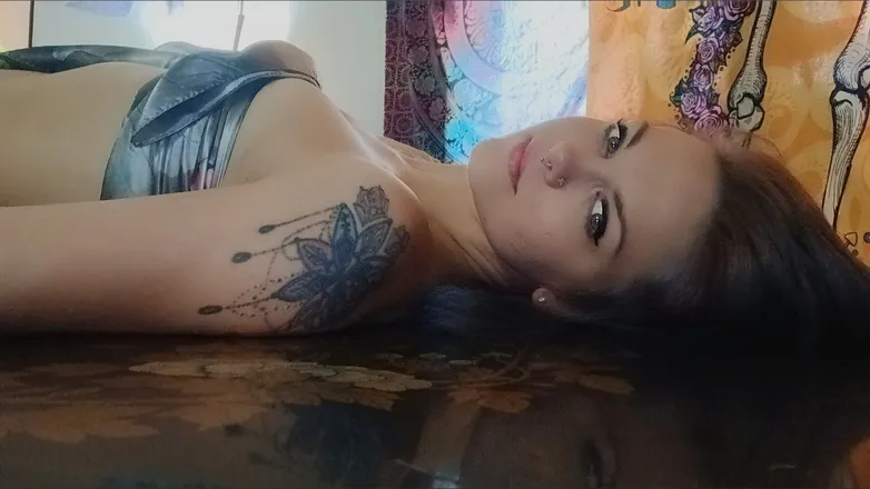 OnlyFans account  gutter.barbie header 2