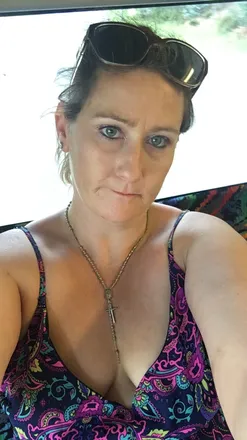 OnlyFans cuenta cheekychickybabe header 2