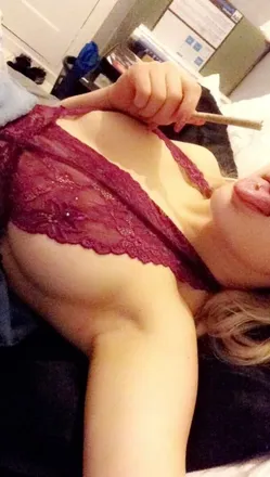 OnlyFans cuenta xfitgal header 2
