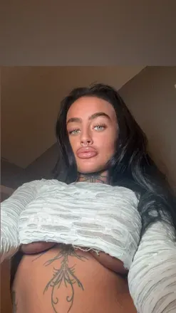 OnlyFans cuenta unholyerin avatar 1