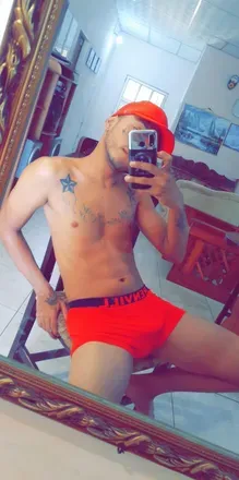 OnlyFans cuenta emmanuel2212 avatar 1