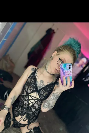 OnlyFans cuenta society420 header 2