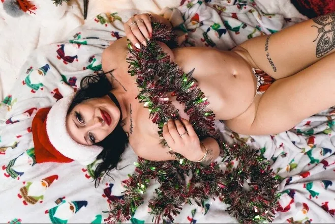 OnlyFans cuenta skellyangeli header 2