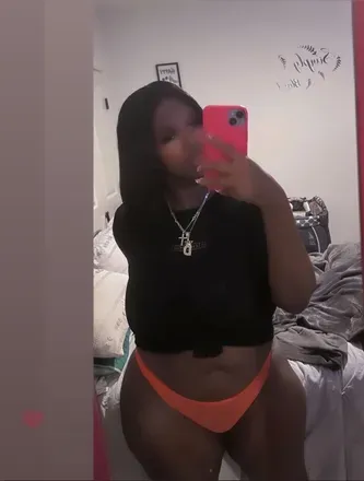 OnlyFans cuenta yellythatsme avatar 1