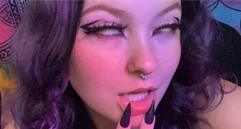 OnlyFans cuenta thelunalove header 2