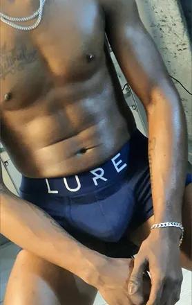 OnlyFans cuenta kushytouch header 2