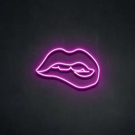 OnlyFans cuenta lusciousslunaa header 2