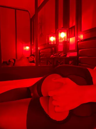 OnlyFans cuenta backstory_m header 2