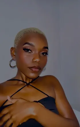 OnlyFans cuenta vanishadeeh header 2