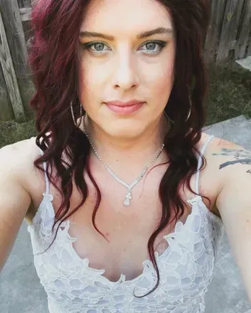 OnlyFans account  tskaylakisses avatar 1