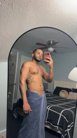 OnlyFans cuenta rikelvi10 avatar 1