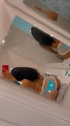 OnlyFans account  shecakesx12 avatar 1