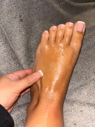 OnlyFans cuenta peachyfeet01 avatar 1