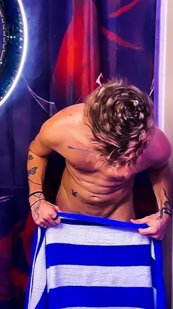 OnlyFans cuenta iztreylander.vip header 2