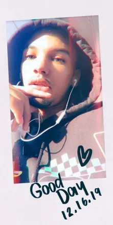 OnlyFans account  maybeinsecure avatar 1