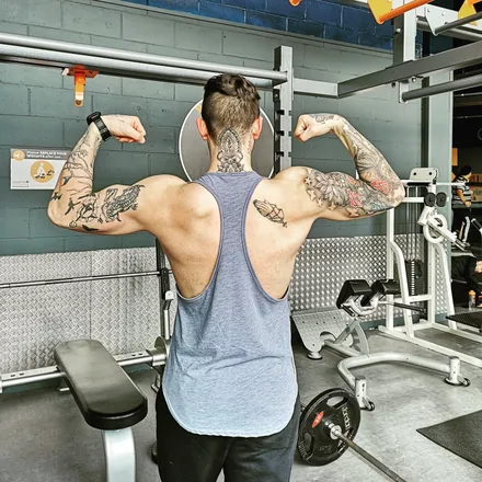 OnlyFans cuenta u228216363 header 2