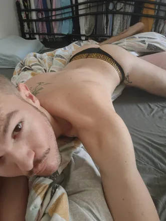 OnlyFans cuenta jeunegay0207 header 2
