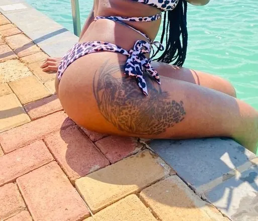 OnlyFans cuenta u228743755 header 2