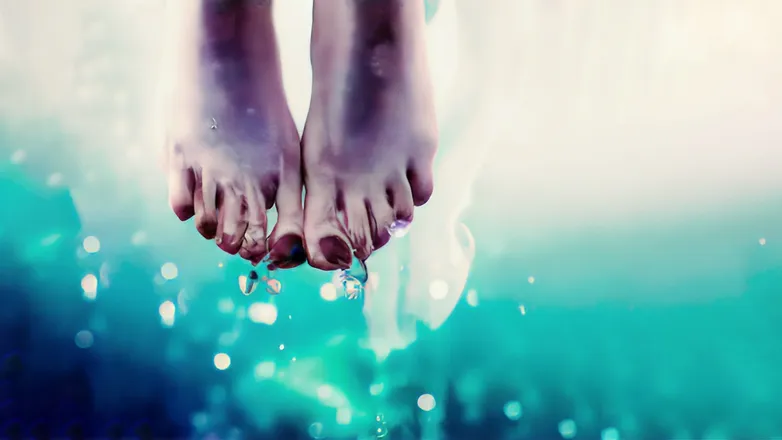 OnlyFans cuenta crimson-siren header 2