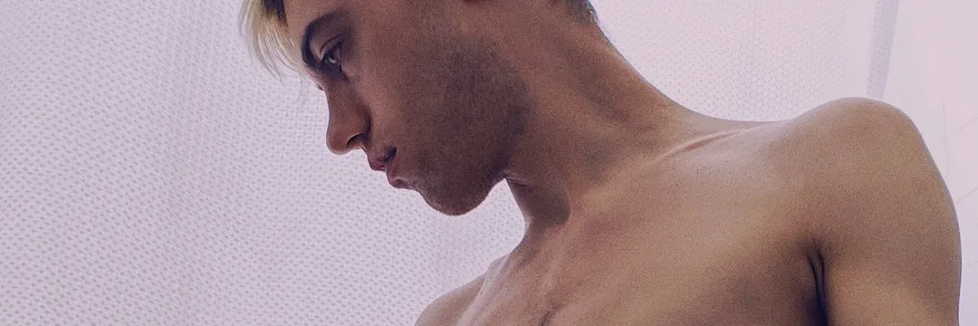 OnlyFans cuenta isaheckinfox header 2