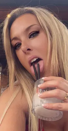 OnlyFans account  nikitalazulivip avatar 1