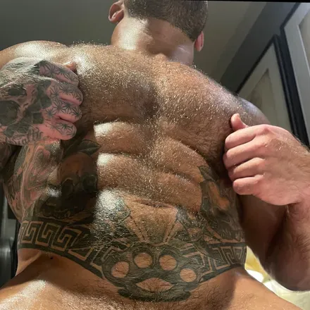 OnlyFans cuenta thebritishbear1 header 2