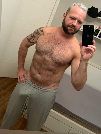 OnlyFans cuenta aquituvemne header 2