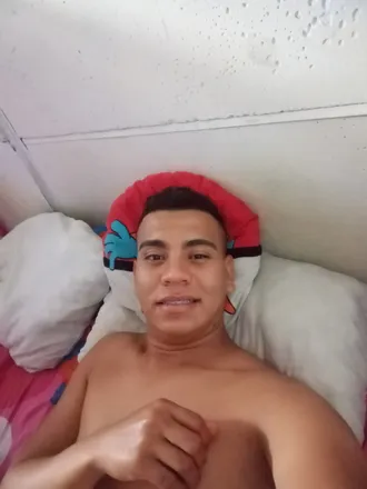 OnlyFans cuenta u244669040 header 2