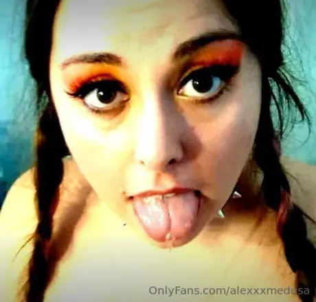 OnlyFans cuenta alexxxmedusa avatar 1