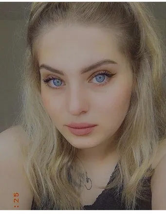 OnlyFans cuenta alexandra_2599 header 2